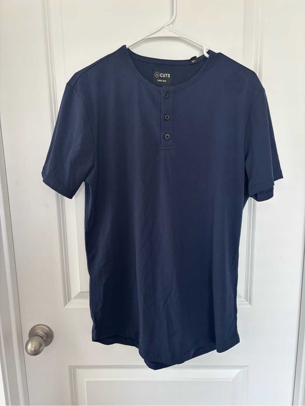 Cuts Clothing Men’s Navy Short-Sleeve Henley Tee
